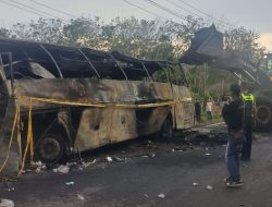“Kami Cuma Bisa Melihat…” Cerita Pilu Ngadiono Saksikan Penumpang Terjebak Ledakan Bus ALS