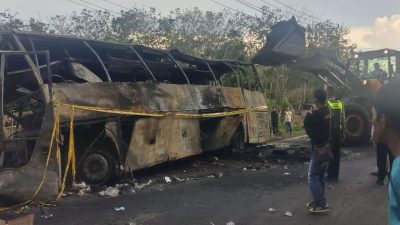 “Kami Cuma Bisa Melihat…” Cerita Pilu Ngadiono Saksikan Penumpang Terjebak Ledakan Bus ALS