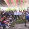 Kunjungi Ujung Utara RI, Prabowo Bagi-bagi HP dan Starlink Gratis untuk Seluruh KK!
