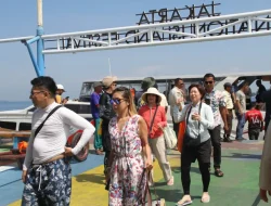 5.863 wisatawan berlibur ke Kepulauan Seribu saat libur Hari Buruh