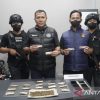 Polisi Gagalkan Peredaran Ganja dalam Drum Pakan Ikan di Tangerang