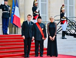 Tiba di Les Invalides, Prabowo Disambut Upacara Kehormatan Kenegaraan Prancis