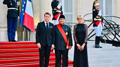 Tiba di Les Invalides, Prabowo Disambut Upacara Kehormatan Kenegaraan Prancis