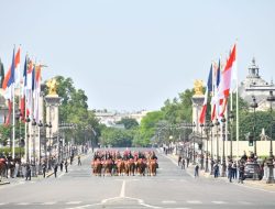 Dikawal 146 Pasukan Berkuda, Prabowo Tiba di Istana Élysée untuk Bertemu Presiden Macron
