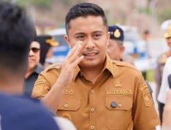 Sentil Balik Tudingan Abu Janda Soal Sumbar Barbar, Wagub Vasco: Kacamatanya Miring dan Retak!