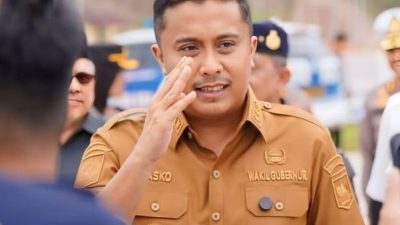 Sentil Balik Tudingan Abu Janda Soal Sumbar Barbar, Wagub Vasco: Kacamatanya Miring dan Retak!