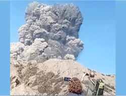 Gunung Dukono Erupsi Dahsyat, 7 Warga Singapura Berhasil Diselamatkan, 2 Masih Hilang Misterius!
