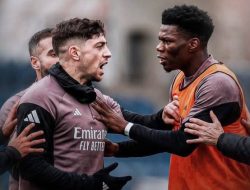 Jelang El Clasico, Bukannya Latihan Malah Adu Jotos, Valverde Masuk Rumah Sakit