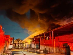 Dipicu Korsleting Listrik, Ini Kronologi Kebakaran di Kawasan Pergudangan Miami Kalideres