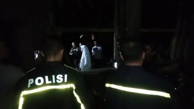 Misteri Penampakan Pocong Viral di Jember Ternyata Cuma Akting Emak-emak Pakai Mukena