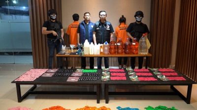 Gerebek Townhouse di Jakbar, Polda Metro Bongkar Pabrik Narkoba Cair ‘Etomidate’ Berkedok Vape