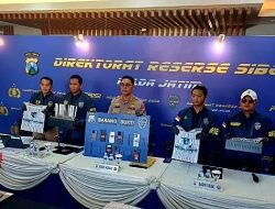 Polisi bekuk komplotan penerbit kartu SIM ilegal gunakan data pribadi