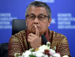 Kumpul Bareng Bos DPR hingga Menkeu, Gubernur BI Buka-bukaan Strategi Jaga Rupiah