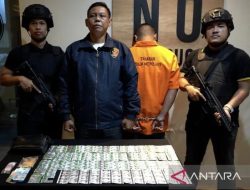 Polisi Bongkar Peredaran Obat Keras Bermodus Warung Kopi di Bekasi