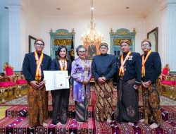 Sukses Jaga Logistik Nasional, Bos PTP Nonpetikemas Terima Gelar Kebangsawanan KRT Kartodipuro