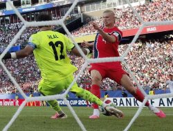 Momen Gol Perdana Haaland di Piala Dunia Bawa Norwegia Pesta Gol Lawan Irak