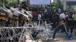 Pecah Kericuhan di Hotel Sultan: 119 Orang Diamankan, 29 Terluka Kena Lemparan Batu
