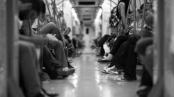 KCI Buka Suara Soal Video Viral Penumpang KRL Diseret Keluar Petugas di Pasar Minggu Baru
