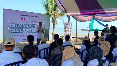 Perkuat Perlindungan Ekosistem Pantai di Jepara, PT Pelayaran Bahtera Adhiguna Tanam 1.000 Pohon Pesisir