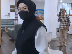 KPK OTT Bupati Sukoharjo Etik Suryani!
