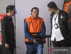 KPK Duga Amplop Suhardiman Amby Buat Menhut Berisi Dolar Singapura