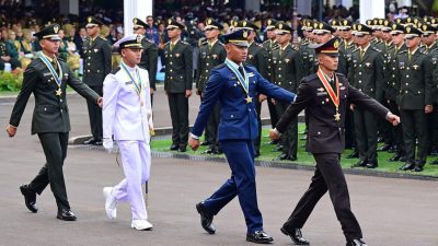 Prabowo Mengingatkan Perwira TNI dan Polri Digaji dan Diberi Makan Oleh Rakyat!