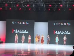 Warga Rusun Marunda Hadirkan Koleksi Batik di Indonesia Fashion Week