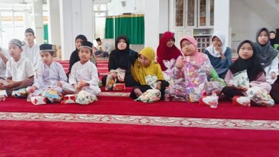 Berbagi Berkah 10 Muharram, YBM PLN EPI Salurkan Dana ZIS Pegawai ke Anak Yatim