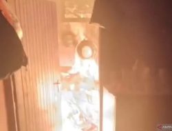 Gulkarmat Jaktim Tangani Kebakaran Rumah di Cipayung