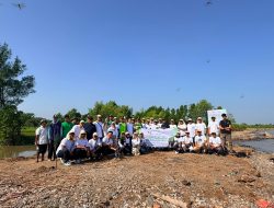 Perkuat Perlindungan Ekosistem Pantai di Jepara, PT Pelayaran Bahtera Adhiguna Tanam 1.000 Pohon Pesisir