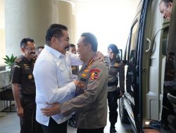 Ada Apa? Kapolri Boyong Gerbong Petinggi Mabes Polri Datangi Kejagung secara Tertutup