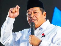 PSI Sentil PDIP yang Senggol Ijazah Jokowi: Makin ke Sini Makin Jadi Tukang Lawak!