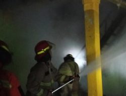 HP Ditinggal Pas Ngecas Meledak, Majelis Taklim di Ciawi Bogor Hangus Terbakar!