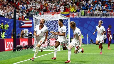 Sempat Tertinggal Gol Cepat, Brace Harry Kane Bawa Inggris Jumpa Meksiko di 16 Besar