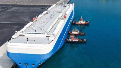 Kapasitas Mampu Tampung 6 Ribu Kendaraan, Kapal Terbesar Sukses Uji Sandar di Dermaga Paket 5 Patimban