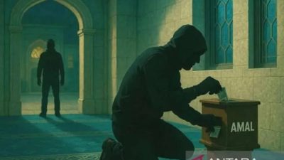 Aksi Percobaan Pembobolan Kotak Amal di Tambora Terekam CCTV