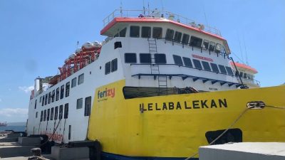 Bergerak Bersama, ASDP Antarkan Bantuan untuk Pulihkan NTT