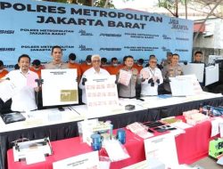 Polisi Ringkus 11 Orang Sindikat Produsen dan Pengedar Uang Palsu