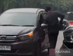 Polisi Selidiki Aktivitas Dua Pria di Kolong Mobil di Area Parkir GBK