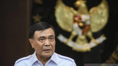 Menko Pastikan Pagar yang Terpasang di Sejumlah Mal telah Dibongkar