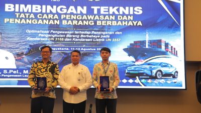 Kemenhub Perkuat Pengawasan Penanganan Kendaraan Listrik sebagai Barang Berbahaya di Pelabuhan