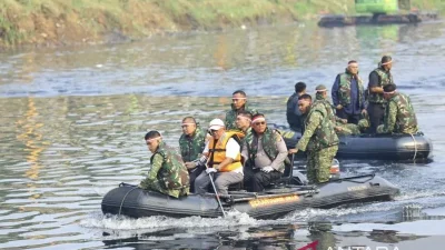 Bersih-bersih Sungai Bentuk Dukungan Gerakan Indonesia ASRI