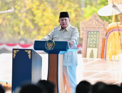 Prabowo Sentil Menteri di Hari Libur Maulid Nabi: Yang Tidak Sanggup Boleh Minggir!