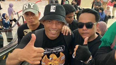 Diterima Pimpinan DPR, Aktivis Pati ‘Botok’ Cs Langsung Dibawa ke Ruang Paripurna!