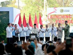 Gebrakan Prabowo Targetkan PLTS 100 GWp Kelar 3 Tahun, Hemat APBN Rp 73 Triliun