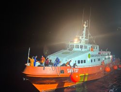 KM Bunda Maria Kandas di Perairan Paceda Malut, 152 Penumpang & ABK Selamat!