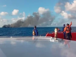 Insiden Kapal Terbakar Kembali Terjadi di Bali, KMP Putri Yasmin Terbakar Dini Hari!