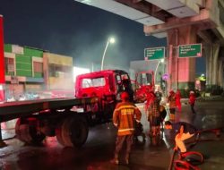 Pengemudi Motor Tewas dalam Tabrakan engan Truk Trailer di Jakut