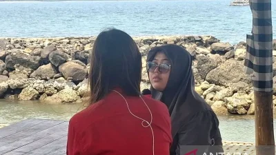 Kidung dari Dermaga Carita untuk memanggil pulang mereka yang hilang