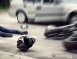 Kronologi Mobil Ugal-ugalan Tabrak Sejumlah Motor di Meruya